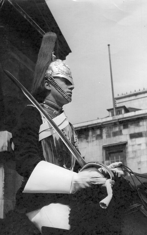 British soldier in uniform.