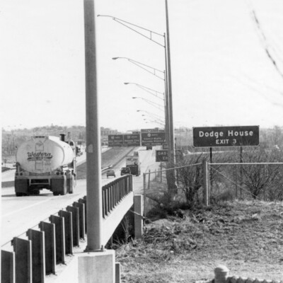 Directional sign beside the interstate.