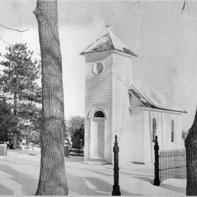 Small chapel building with steeple, in cemetery
